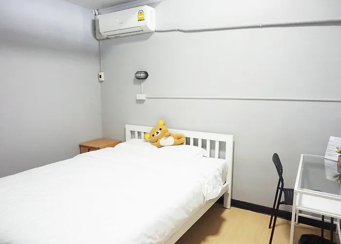 Moumou 招待所 曼谷